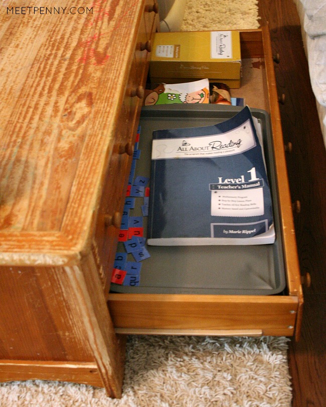 A home tour with organizing tips. How she homeschool in a small home without a homeschool room. Great ideas to remember!